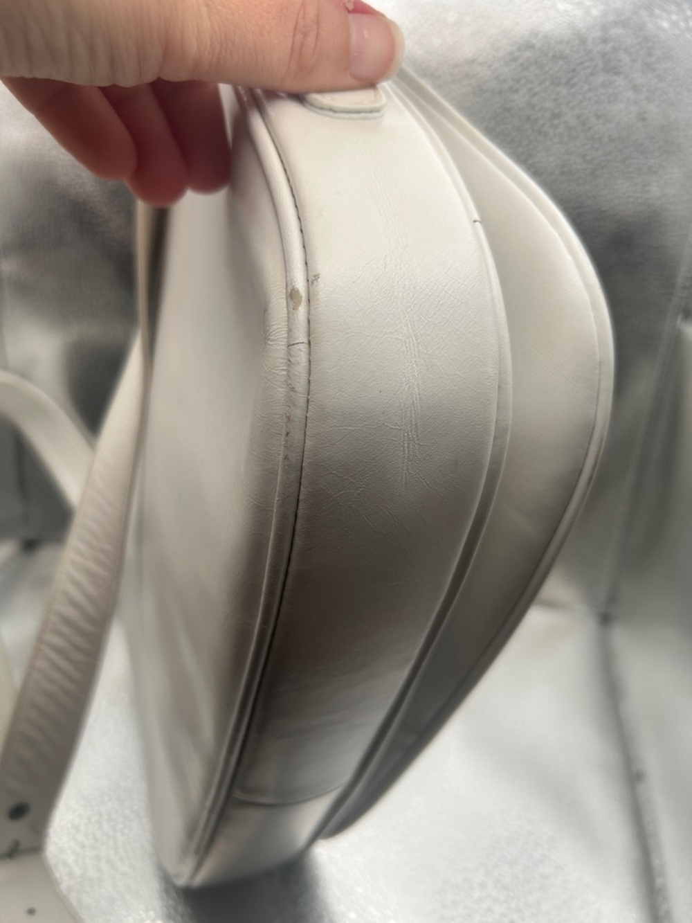Celine vintage white leather shoulder bag - Picture 7 of 15